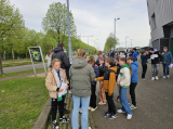 S.K.N.W.K.-jeugd bezoekt wedstrijd uit Keukenkampioendivisie tussen ADO Den Haag en Helmond Sport (12-04-2023) (24/149)